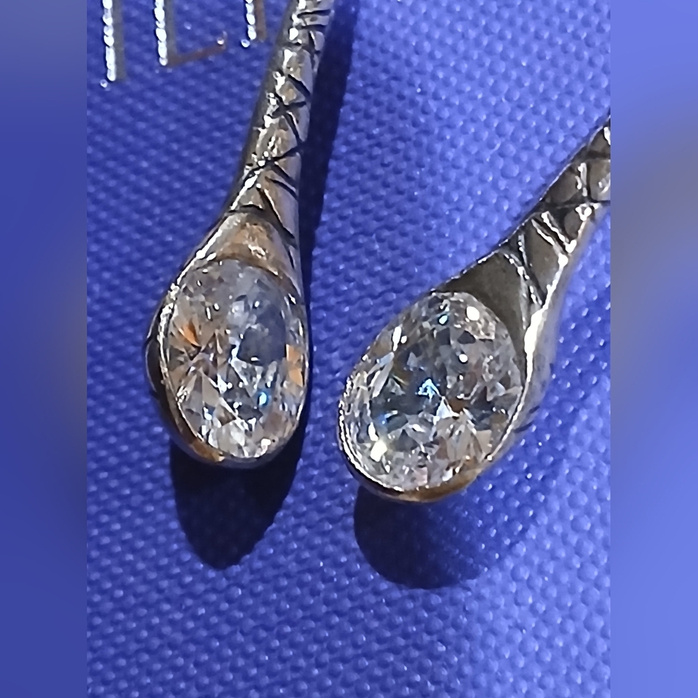 ✨️Silpada Falling Star Cubic Zirconia Earrings in Sterling Silver ✨️ - Picture 14 of 15